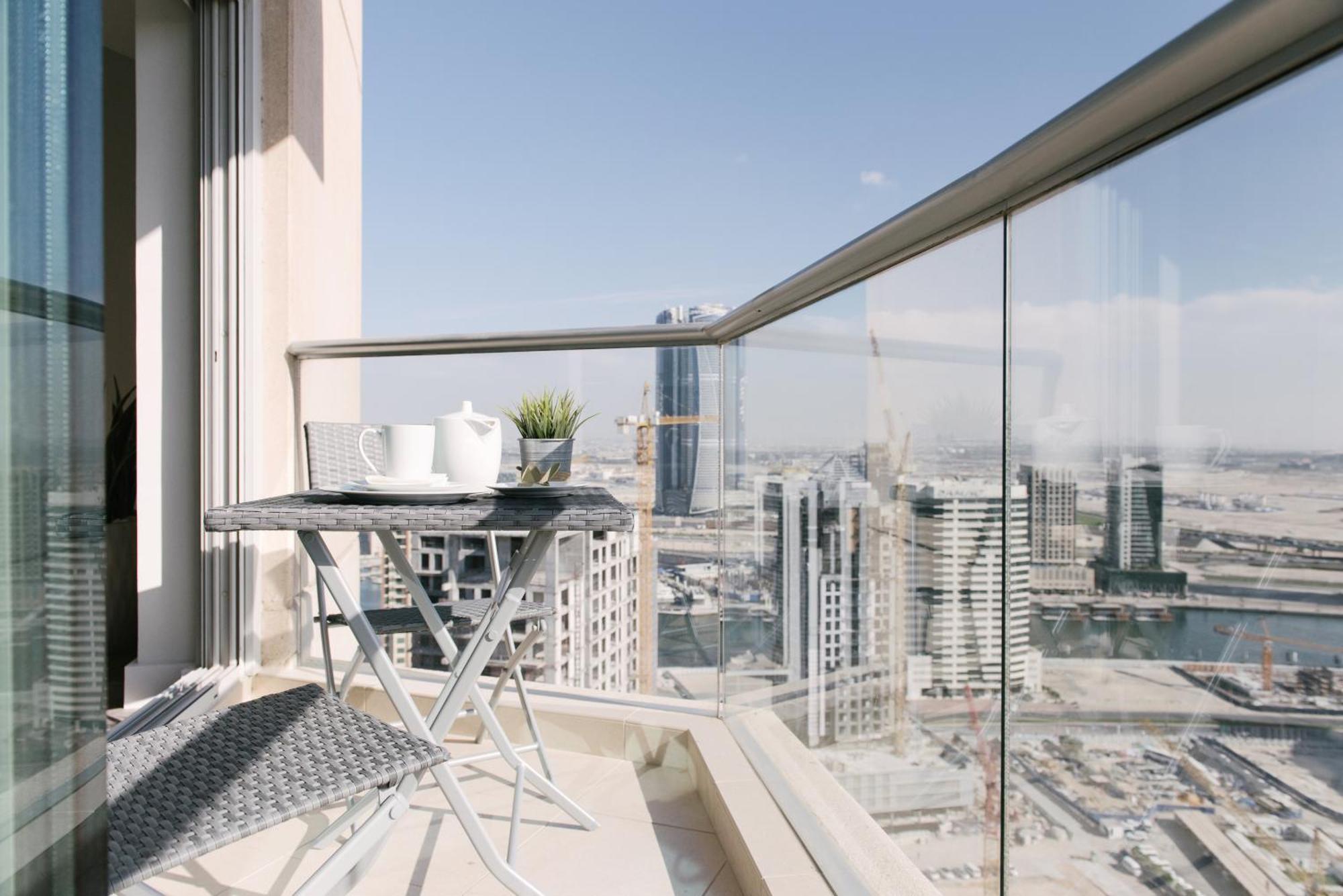 Appartamento Boutique Living - Burj Views Downtown Dubai Esterno foto